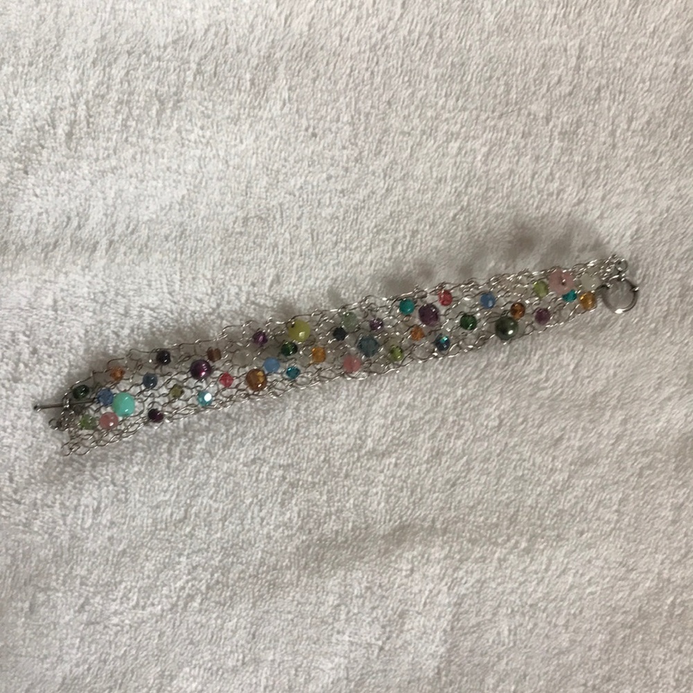 Silver beaded bracelet
